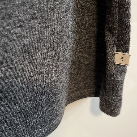 NYTT Cotton T-Shirt Frill Arm NWOT, Size M - Picture 4 of 8